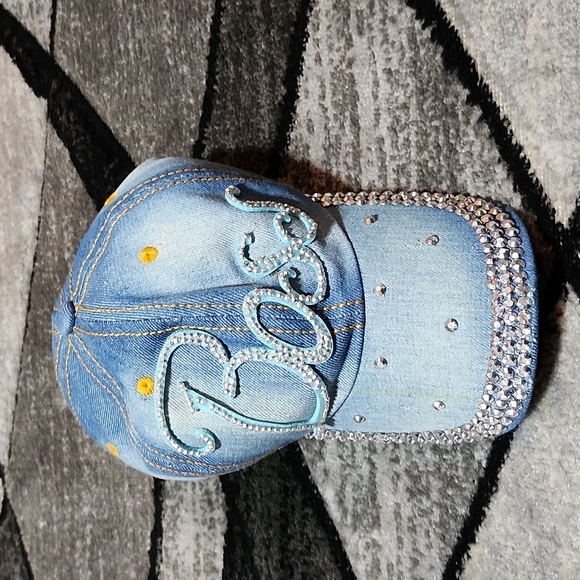 VINTAGE BOSS EMBROIDERED SILVER STUDDED DISTRESSED FAUX LEATHER DENIM CAP HAT - Picture 12 of 14